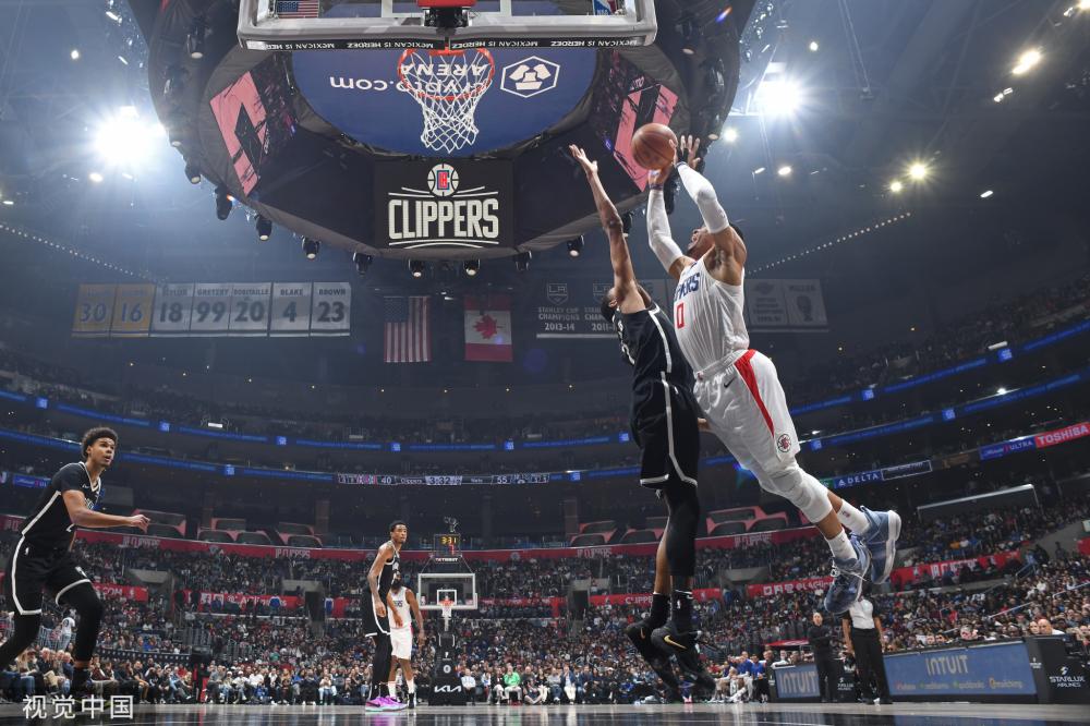 传闻四起的 传闻四起的