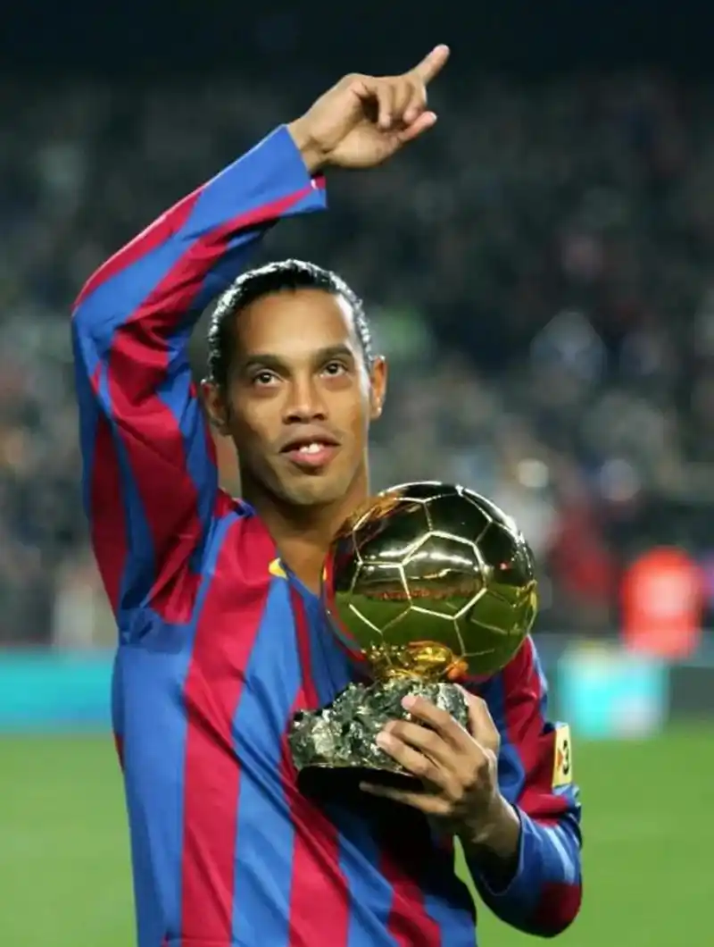 他用一记炫 他用一记炫